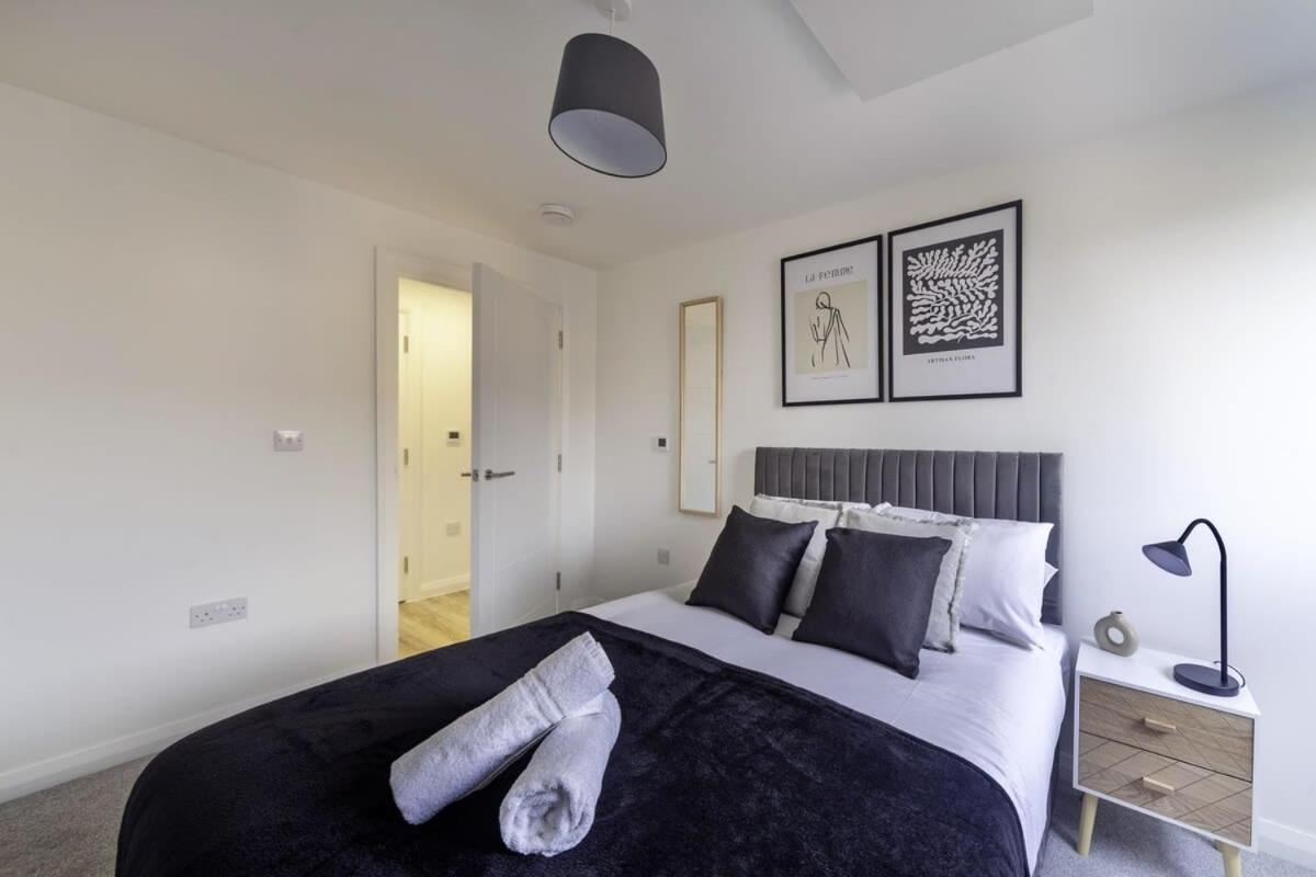 Modern And Bright 2 Bed Apartment In Ashford Eksteriør billede